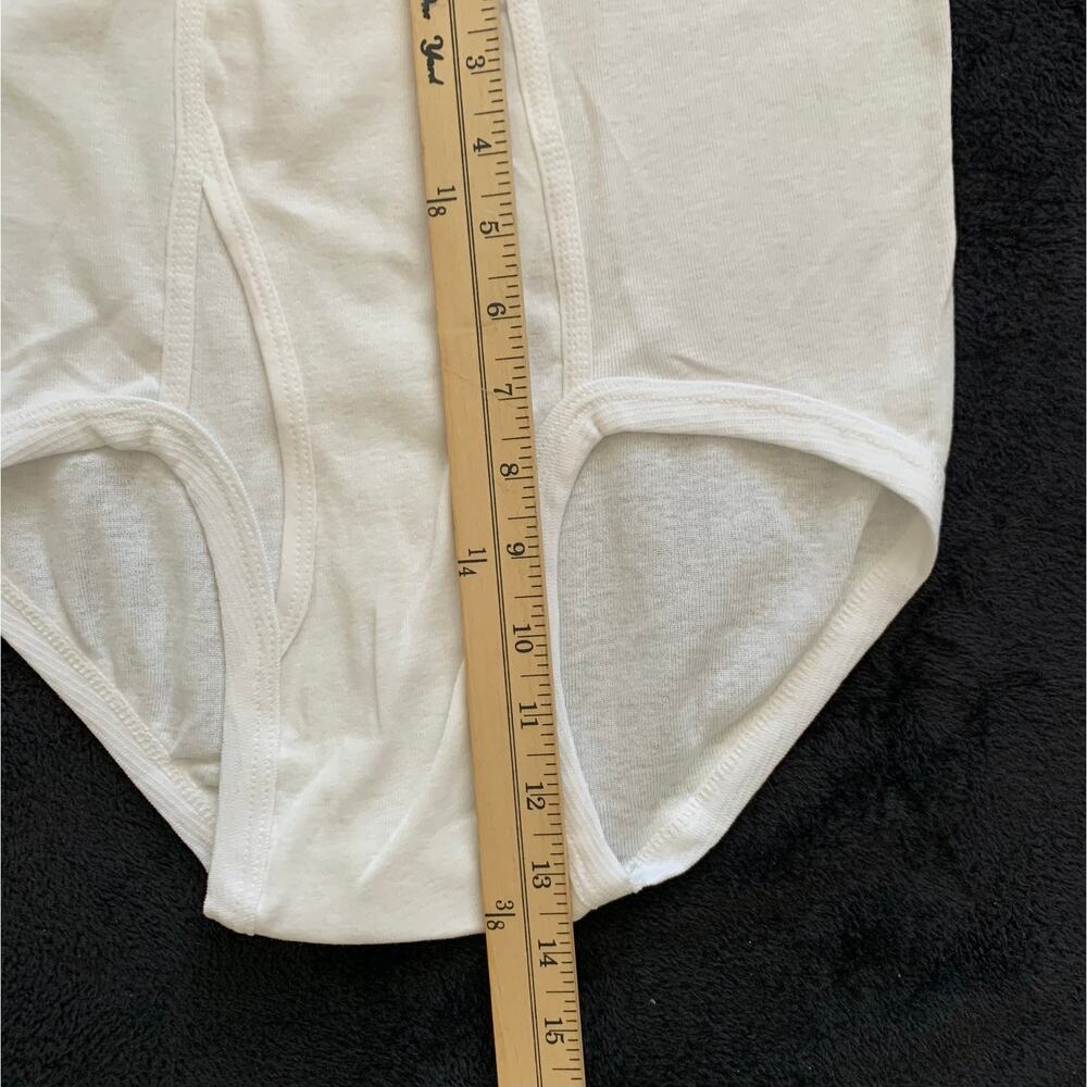 Vtg NWOT Fruit of the Loom Mens Medium 34-36 White Brief Underwear Lot of 2 - Picture 5 of 6